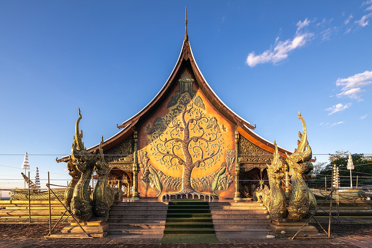 วัดสิรินธรวรารามภูพร้าว